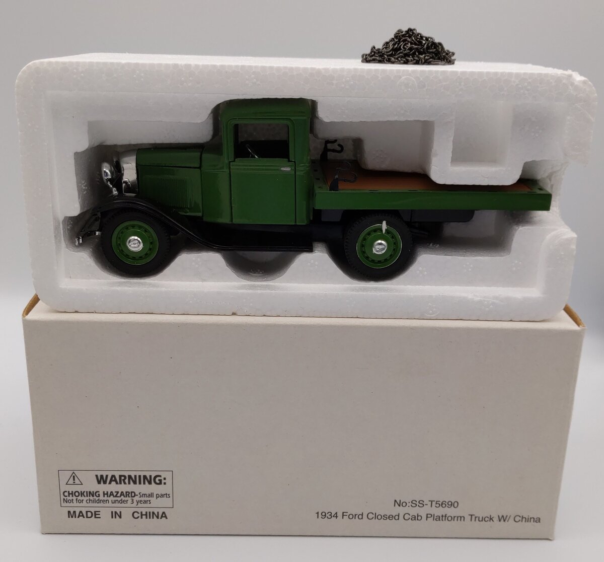 Signature Models SS-T5690 1:32 Diecast Green 1934 For Closed Cab Platform Truck