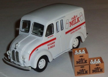 Road Champs RC50001 1:43 1950 Divco Grade A Milk Truck Delivery W/3 Crates