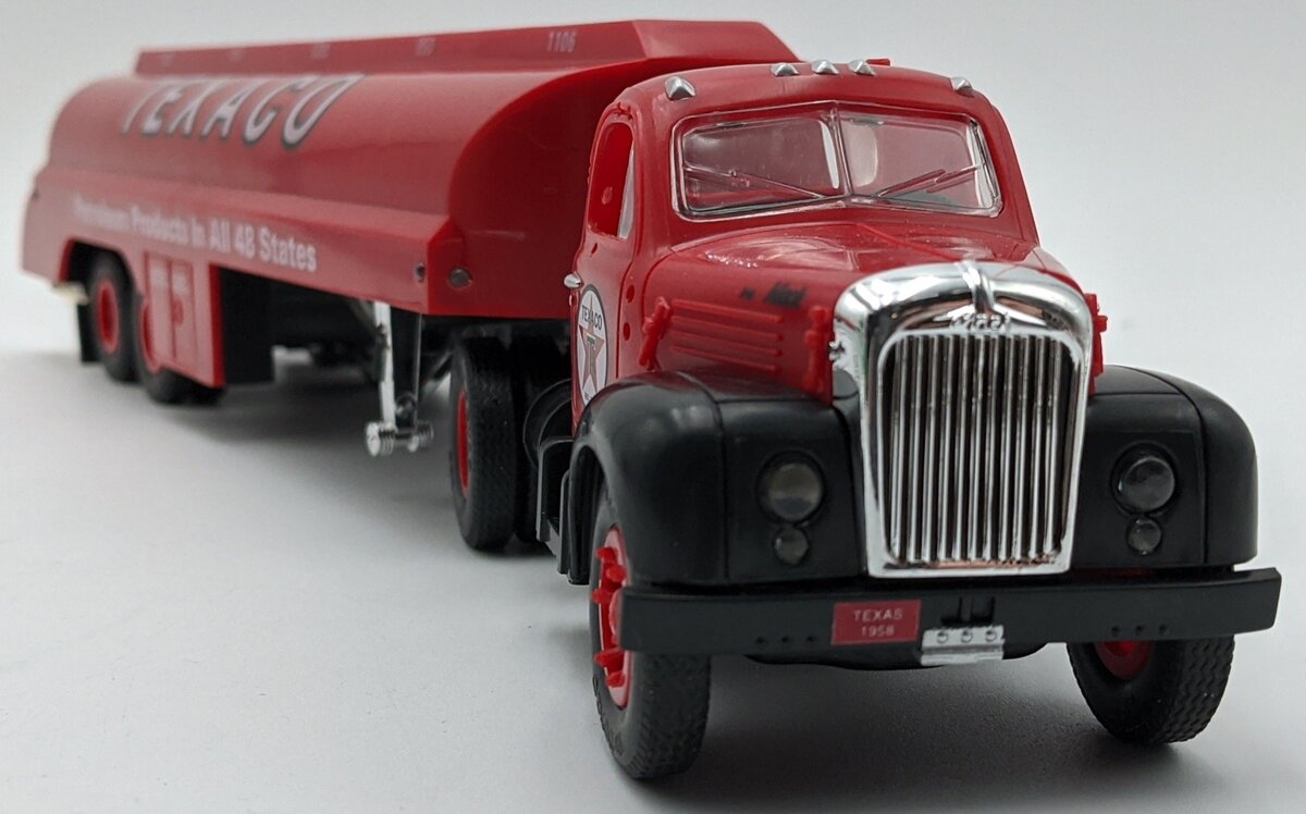 JMT Texaco 1958 B Mack Tanker Truck w/ Lights