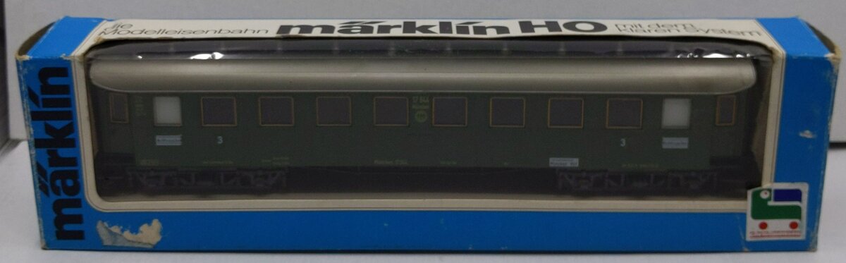 Marklin 4136 HO German Federal Railroad (DB) 3rd Class AB4ü Bay Car #17944