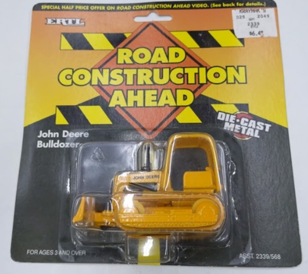 Ertl 568 1:64 John Deere Bulldozer