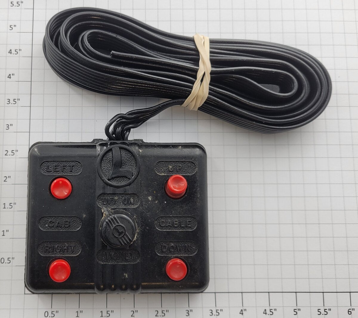 Lionel 165C O Gauge Gantry Crane with Magnet Remote Control with Wire