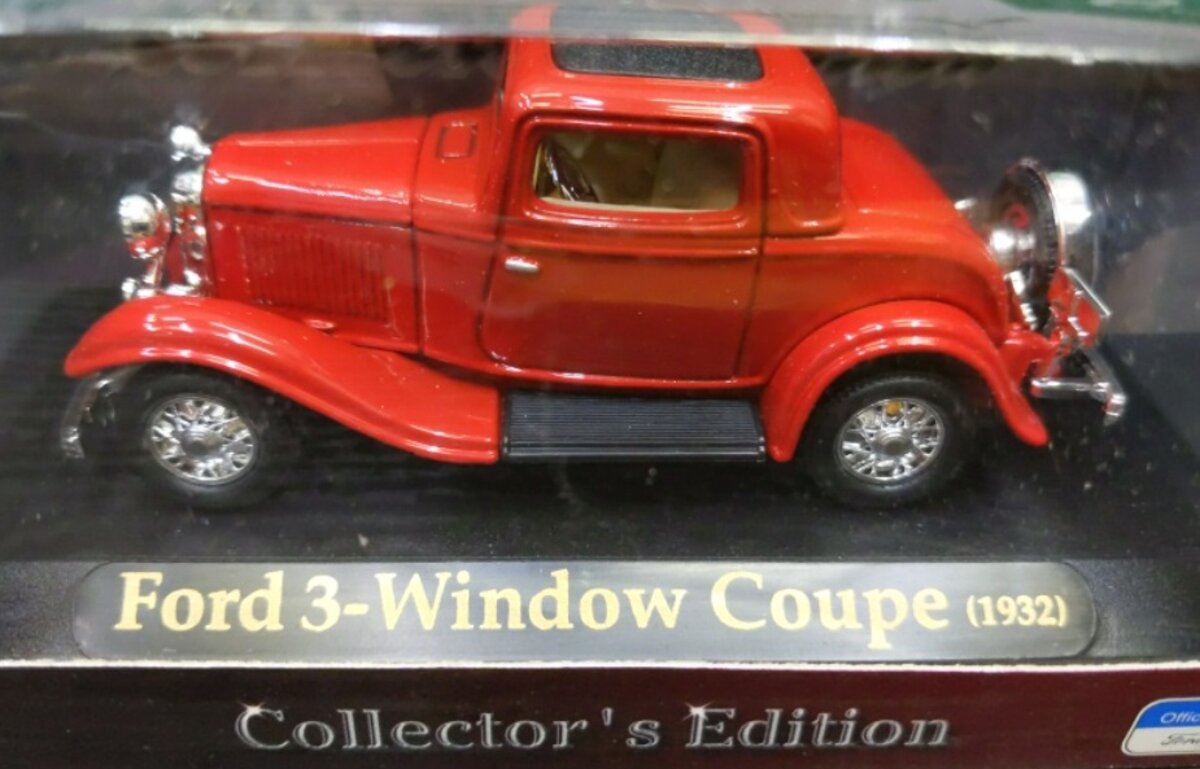 Road Signature 94243 1:43 Collector's Edition Red 1932 Ford 3-Window Coupe