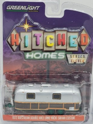 Greenlight Collectibles 34110-C 1:64 '72 Airstream Double-Axle Land Yacht Safari