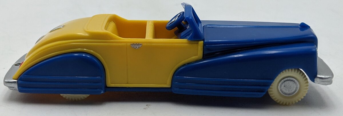 Dimestore 20010 1:43 Convertible  Plastic Toys of the 40's and 50's