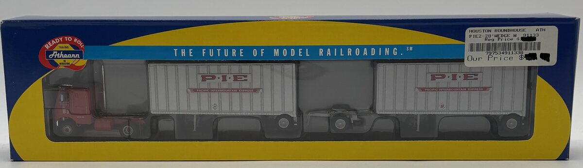 Athearn 91133 HO Scale P.I.E. Freightliner With Two 28' Trailers