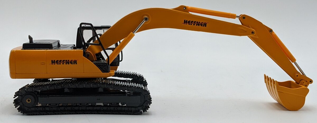 Conrad 2202-01 1:50 Heffner - Case Crawler Excavator