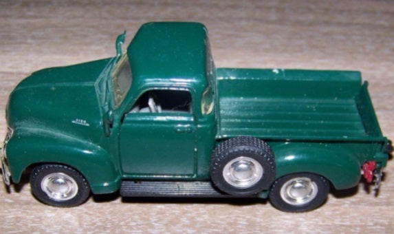 Road Champs 6480 1:43 Scale Ford Truck Series Deep Green 3100 1953 Chevy Pickup