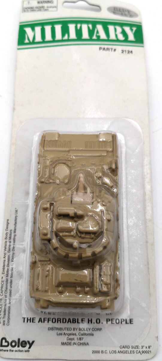 Boley 2124 1:87 Tan Bradley Armoured Personlnel Carrier Tank