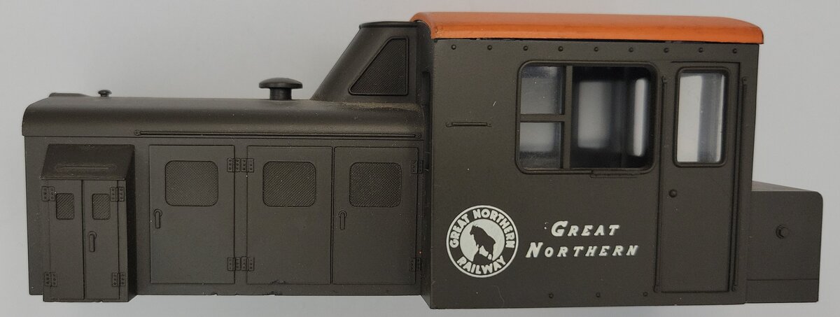 Rivarossi 7105G-2 O Scale 2 Rail Great Northern Switcher Shell