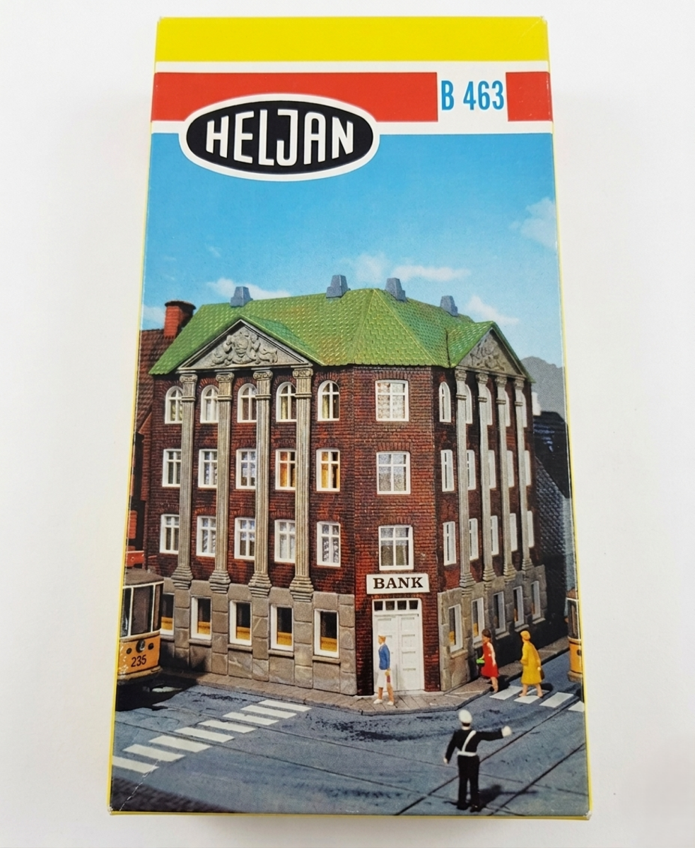 Heljan B463 HO Scale Bank Plastic Model Building Kit