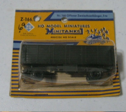Roco Z-166 HO Scale MiniTanks Stake Trailer Plastic Kit