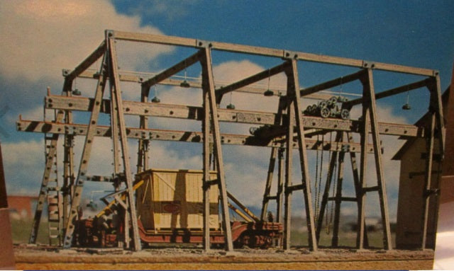 Scale Structures 1150 HO Timber Gantry Kit
