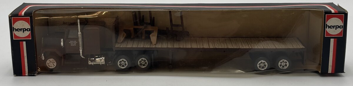 Herpa 852277 HO Chevy Bison Tractor W/Stake Bed Trailer