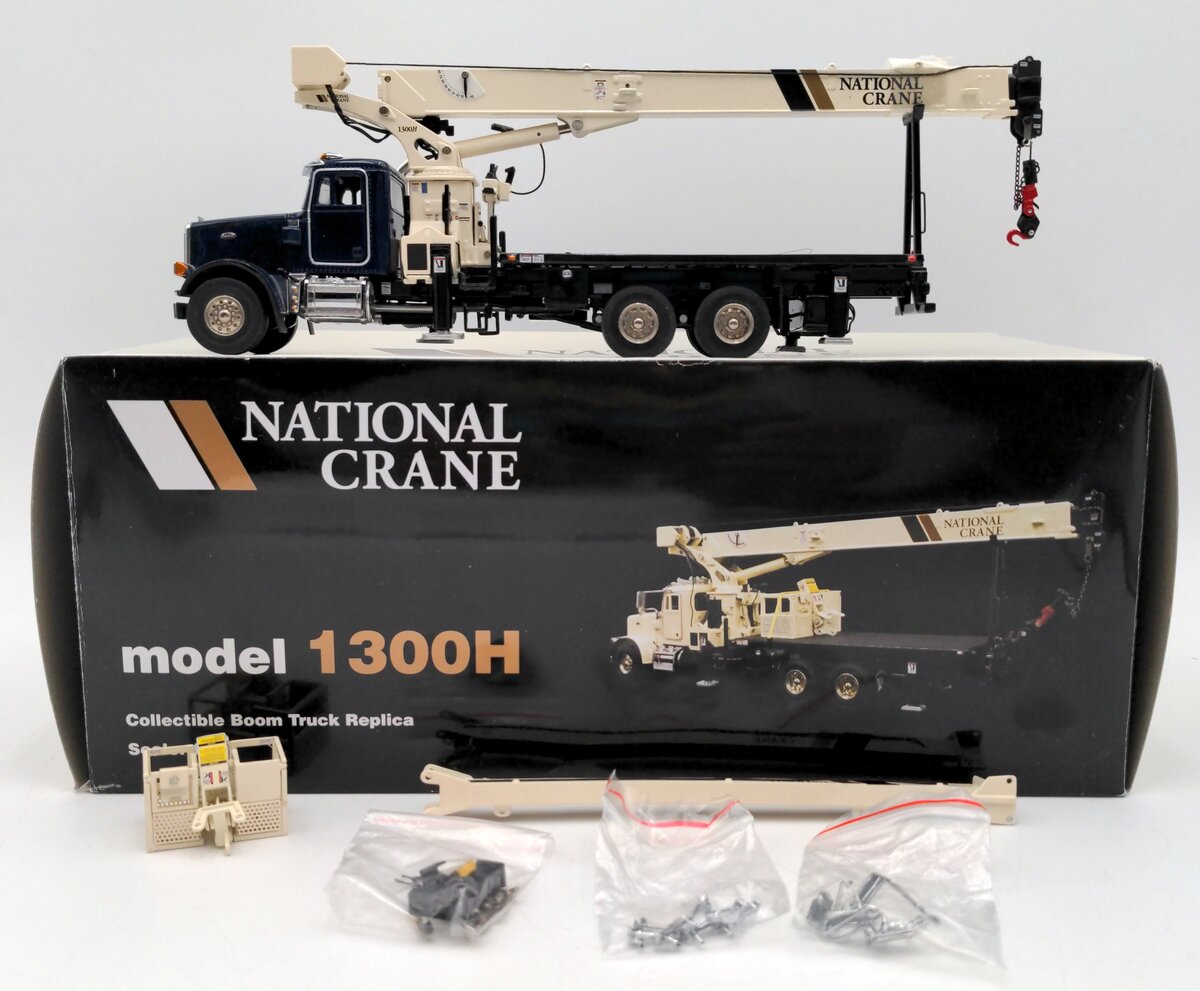 TWH Collectibles TWH048 1:50 Scale Diecast National Crane 1300H Boom Truck