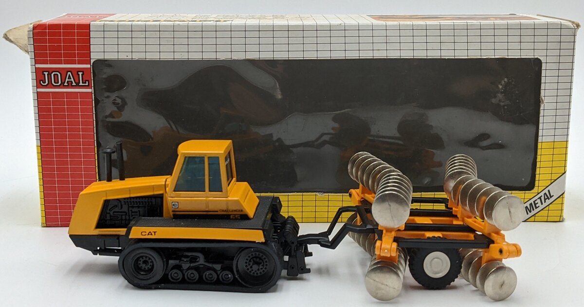 Joal 253 1:50 Scale CAT Challenger 65 Tractor w/Disc Harrow
