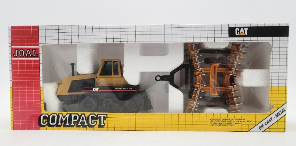 Joal 253 1:50 Scale Diecast CAT Challenger 65 Tractor w/Disc Harrow