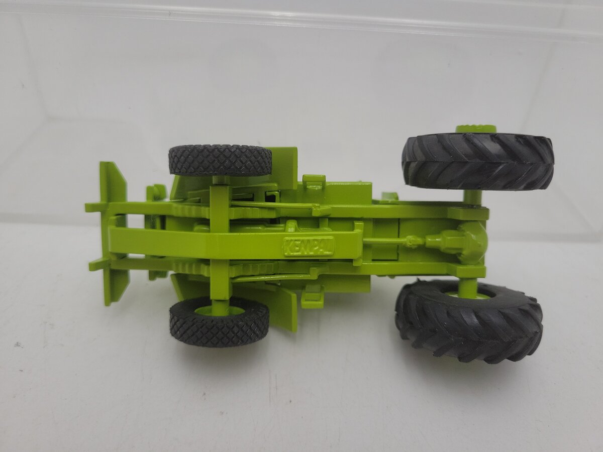 EMD EMDC011 1:50 Scale Vibrant Green Euclid 14TDT Scraper Die Cast Model LN/Box