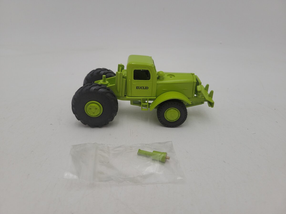 EMD EMDC011 1:50 Scale Vibrant Green Euclid 14TDT Scraper Die Cast Model LN/Box