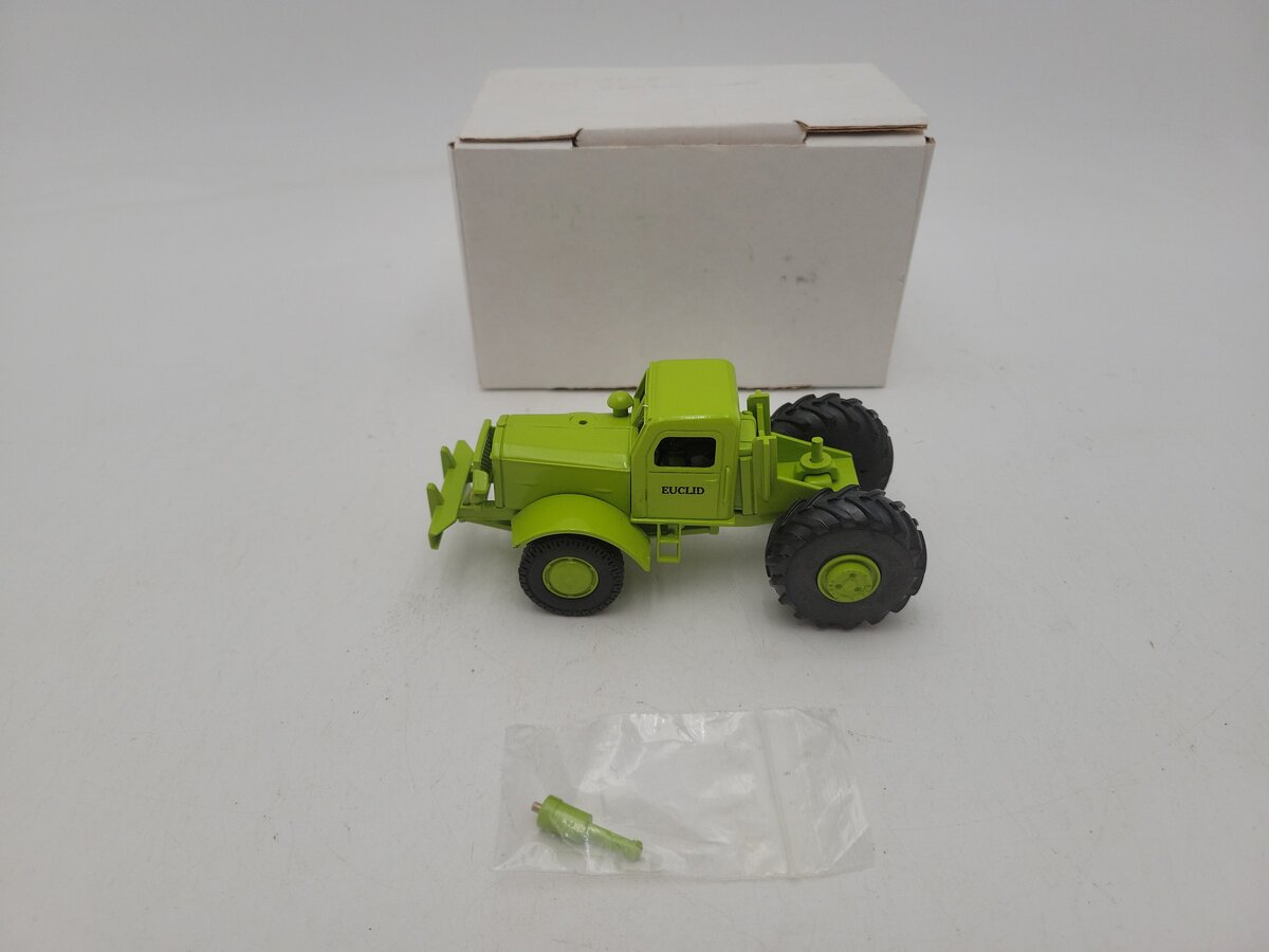 EMD EMDC011 1:50 Scale Vibrant Green Euclid 14TDT Scraper Die Cast Model LN/Box
