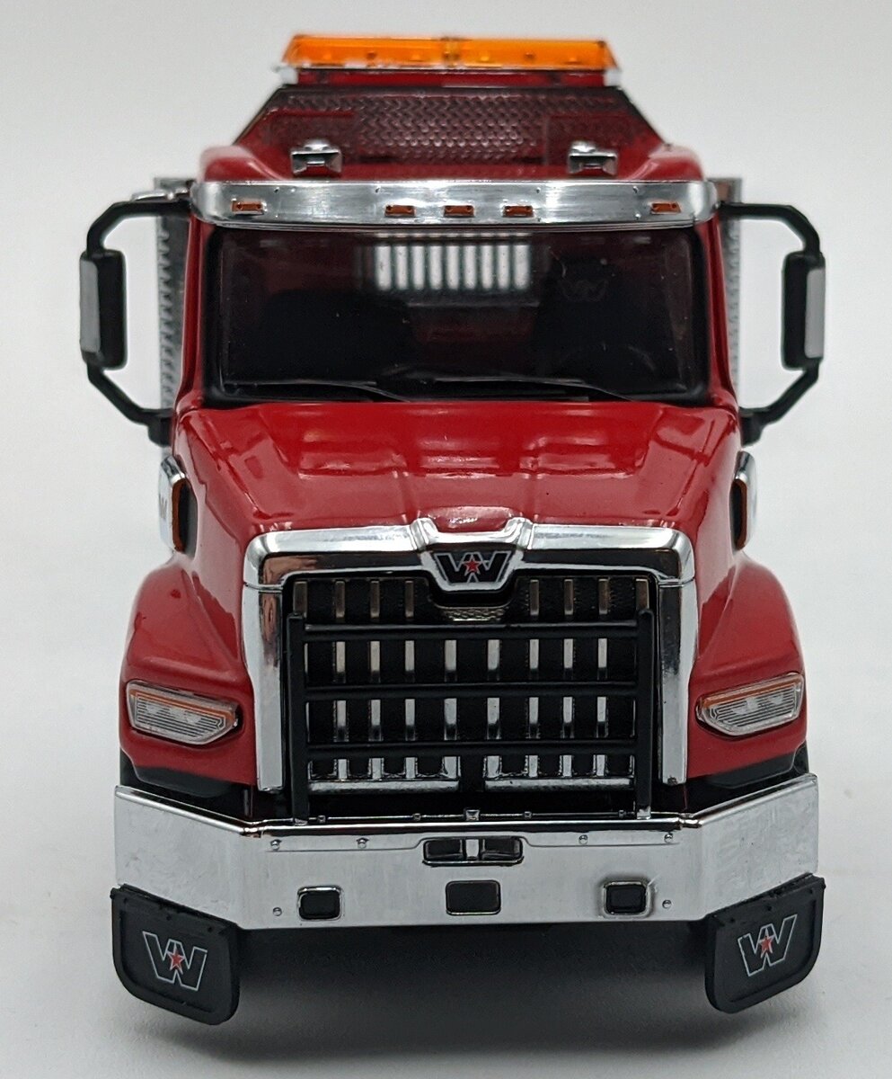 DieCast Masters 71090 1:50 Western Star 49X SB Tridem Tractor Diecast Model