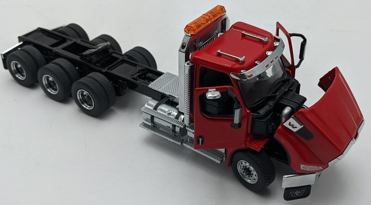 DieCast Masters 71090 1:50 Western Star 49X SB Tridem Tractor Diecast Model
