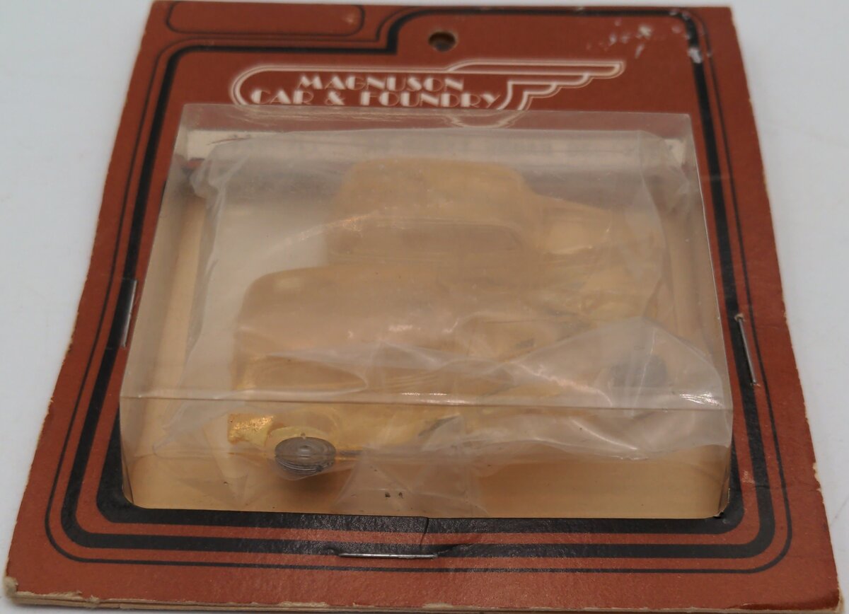 Magnuson Models 439-911 HO '39 Chevy Sedan Delivery Resin Kit