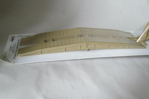 Boley 2127 1:87 Dept 1-87 Diecast Tan Army Armored Bridge Launch Vehicle