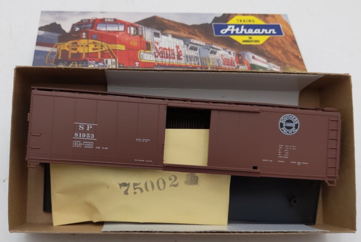 Athearn 5061 HO Scale Southern Pacific 50' Single Door Box Car # 81953 Kit
