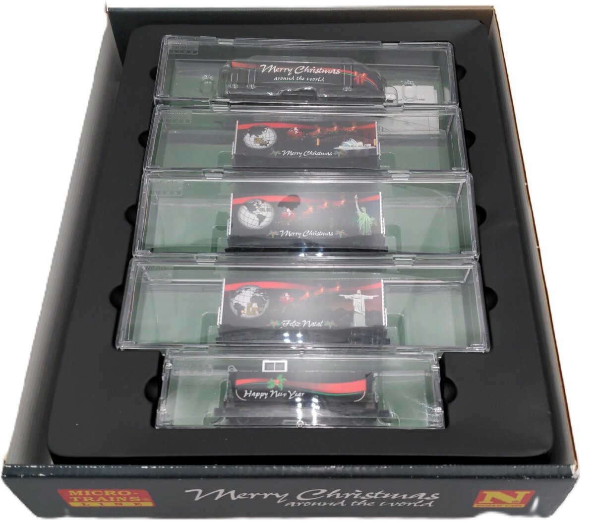 Micro-Trains 99321370 Merry Christmas N Gauge Diesel Freight Train Set