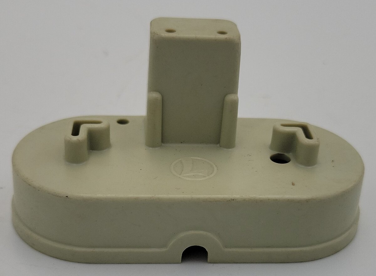 Lionel 452-14 O Gauge Gantry Signal Bridge Base without Wire Clips