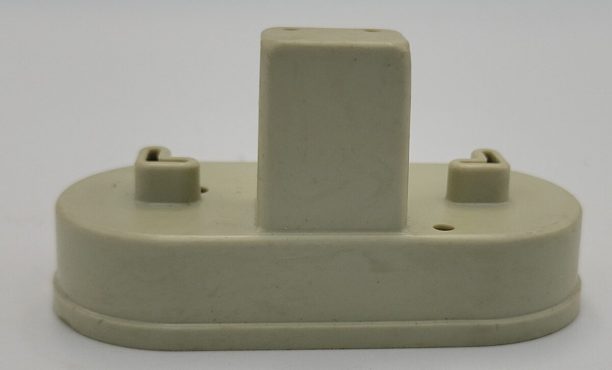 Lionel 452-14 O Gauge Gantry Signal Bridge Base without Wire Clips