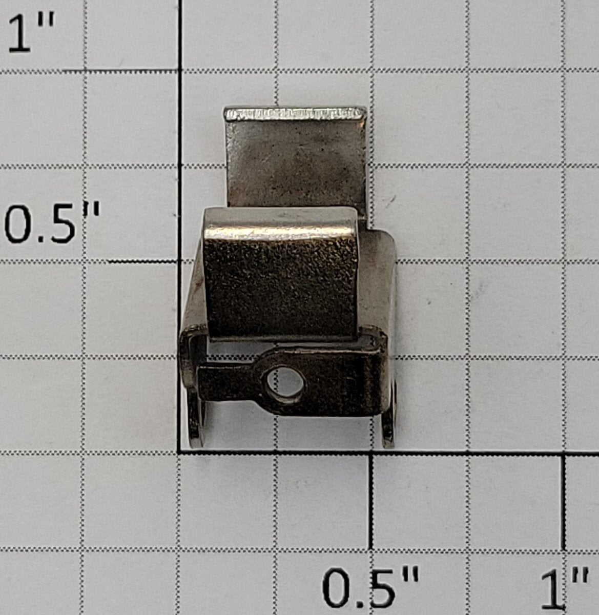Lionel 418T-35 Roller Collector Bracket