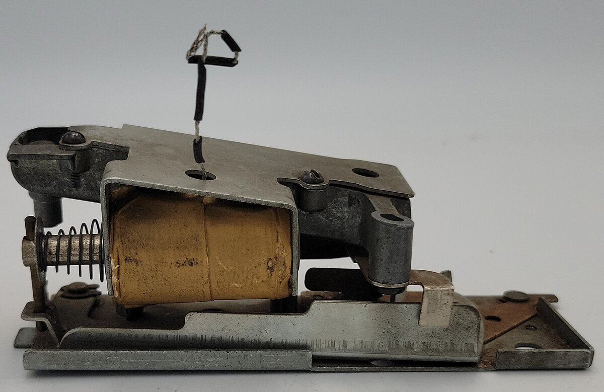 Lionel 3472-33 Milk Car Mechanism Assembly