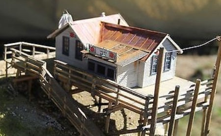 KC'S Workshop KCW1401 HO Louie's Lobster Shack Kit (Craftsman Model Kits)