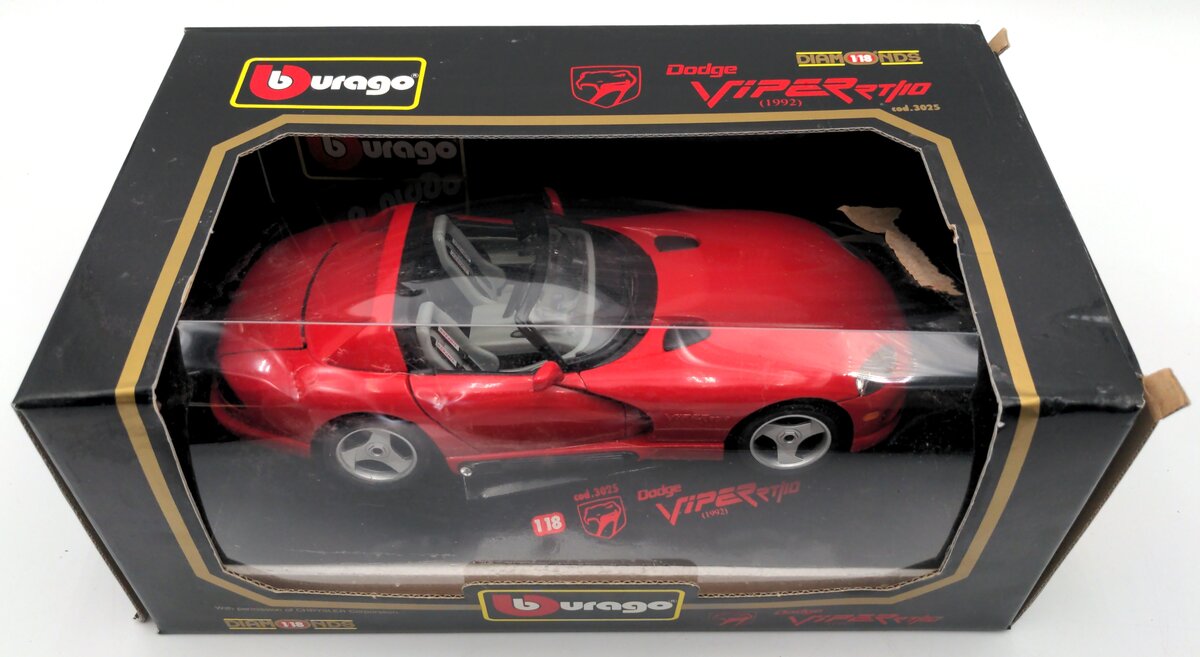 Burago 3025 1:18 Scale 1992 Dodge Viper RT/10