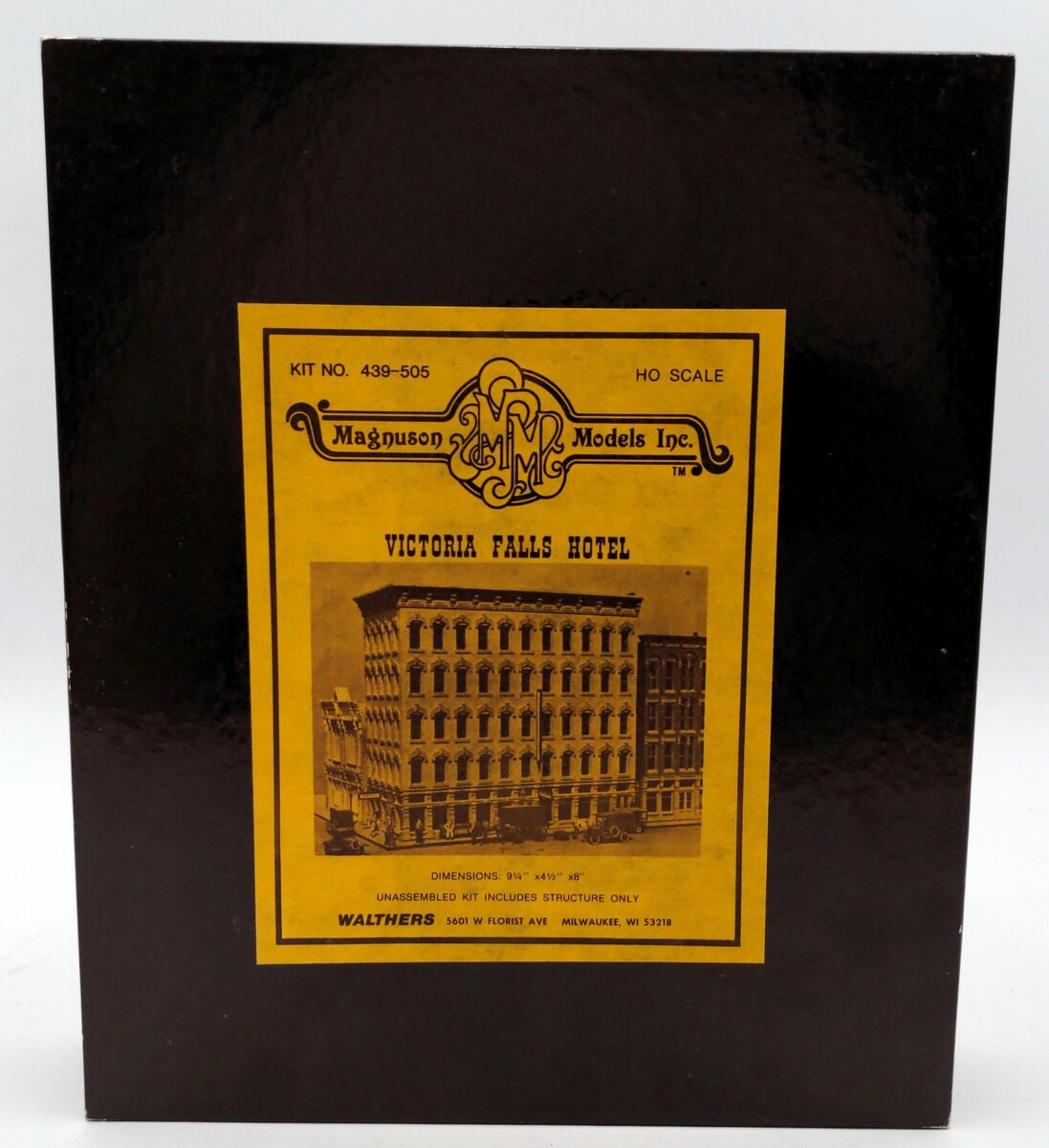 Magnuson Models M505 HO Scale The Victoria Falls Hotel Building Kit