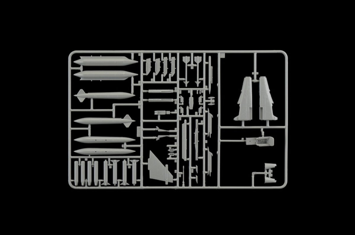 Italeri 1459 1:72 Jaguar GR.1/GR.3 RAF Military Aircraft Plane Model Kit