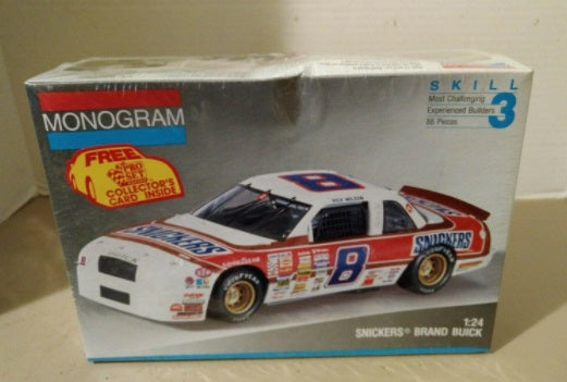 Monogram 2940 1:24 Snickers Buick Plastic Model Kit