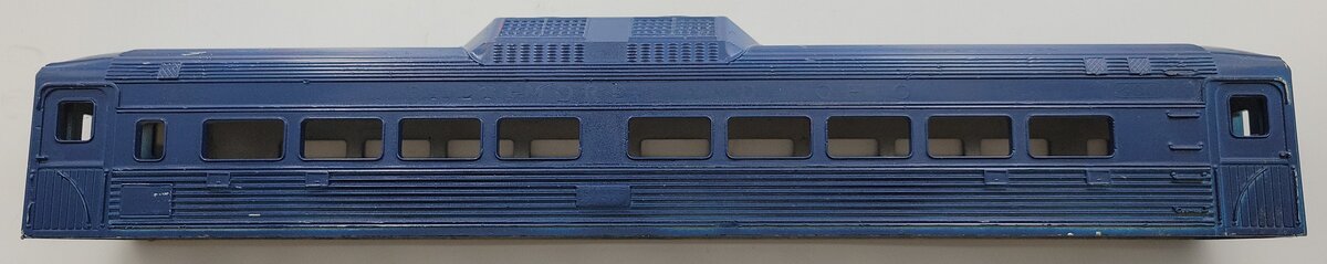Lionel 400-2 Repainted Blue Baltimore and Ohio Budd Car Body #400 without Trim
