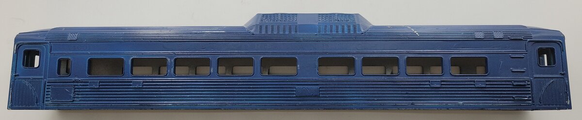 Lionel 400-2 Repainted Blue Baltimore and Ohio Budd Car Body #400 without Trim