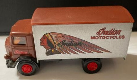 AHL L04015 1:64 Indian Motocycles GMC T-70 Truck American Highway Legends