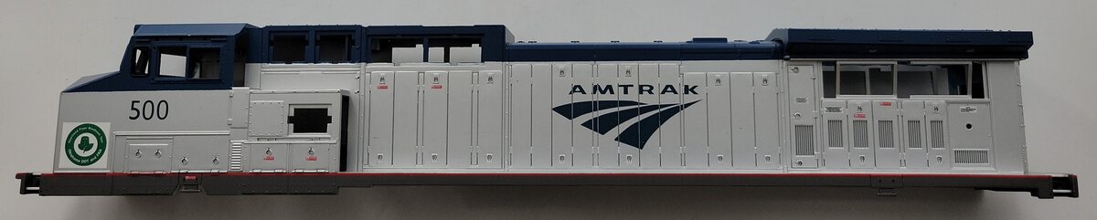 MTH 20-20908-1 Dash 8-40 BW Diesel Locomotive Body Shell without Trim #500