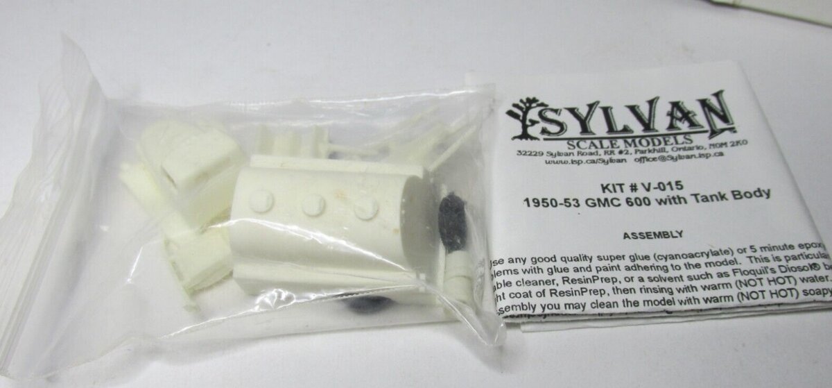 Sylvan Scale Models V-015 HO 1950-53 GMC600 W/Tank Body Unpainted Cast Resin Kit