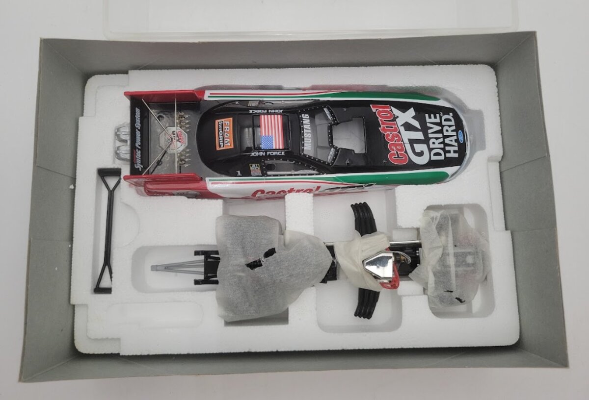 Action W249929254-1 1:24 Scale John Force '99 Mustang Castrol GTX Body Funny Car
