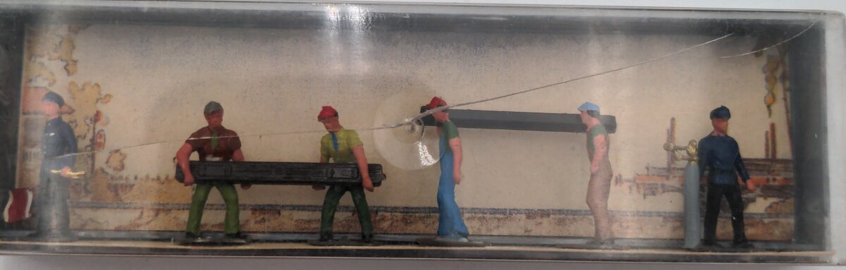 Merten 876 HO Scale Track Maintenance Crew (Pack of 6)