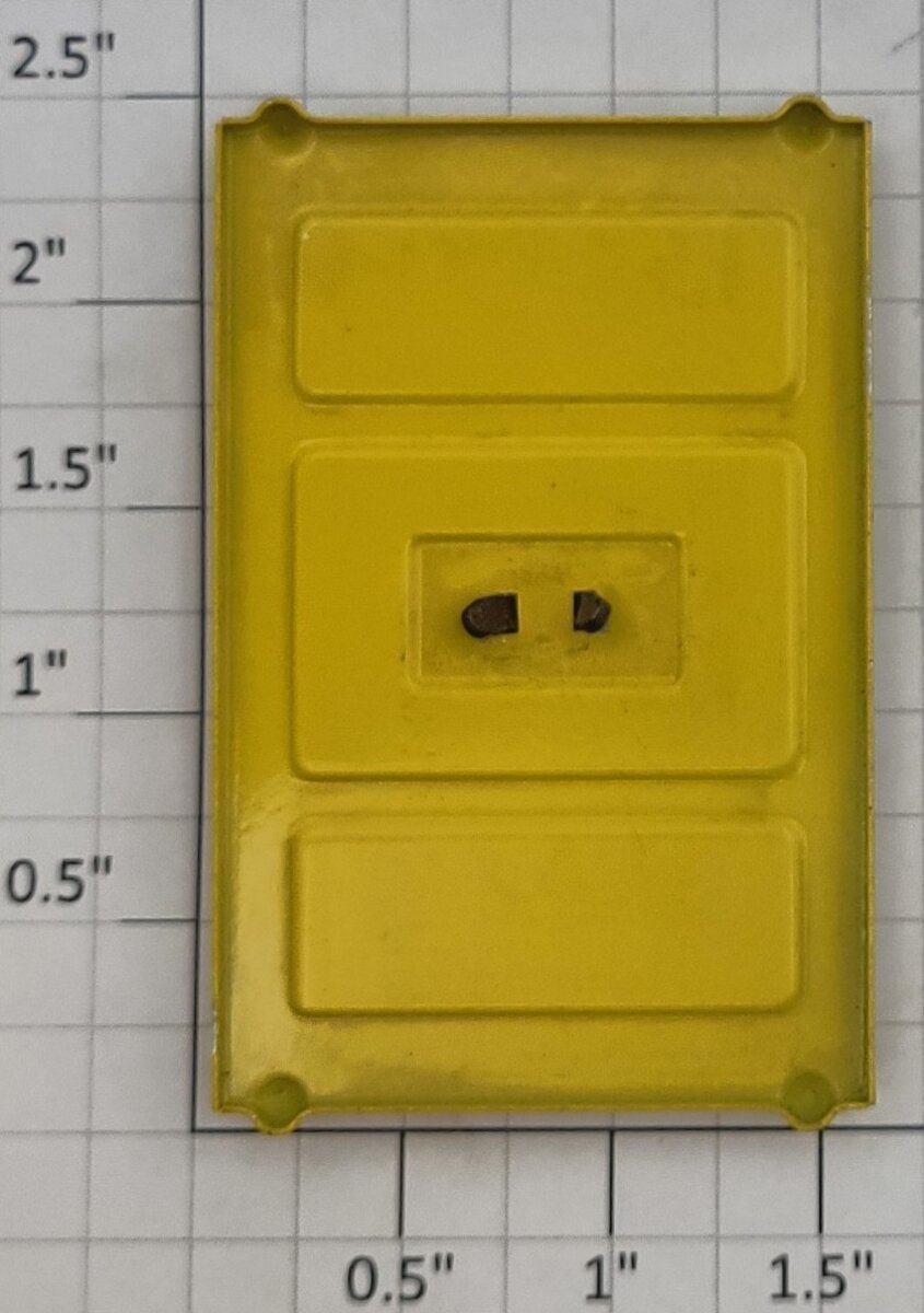 Lionel 214-11 Yellow Small Left Boxcar Door with Bronze Handle