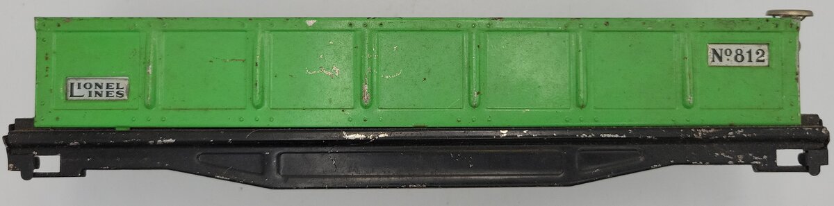 Lionel 812 Prewar Light Green Tinplate Gondola with Frame and Brakes