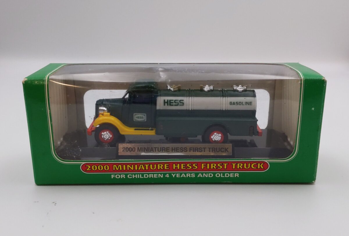 Hess 1:43 2000 Miniature Hess First Truck