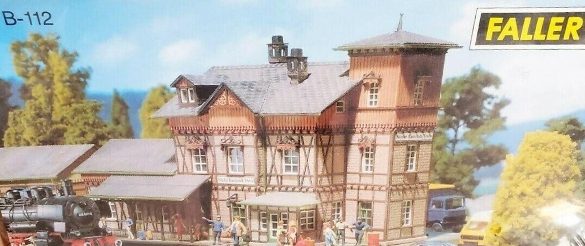 Faller B-112 HO Train Station Kit